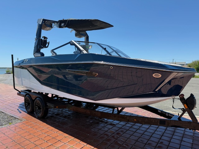 2025 Nautique G23 Icon